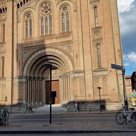 Casa Carracci * بولونيا