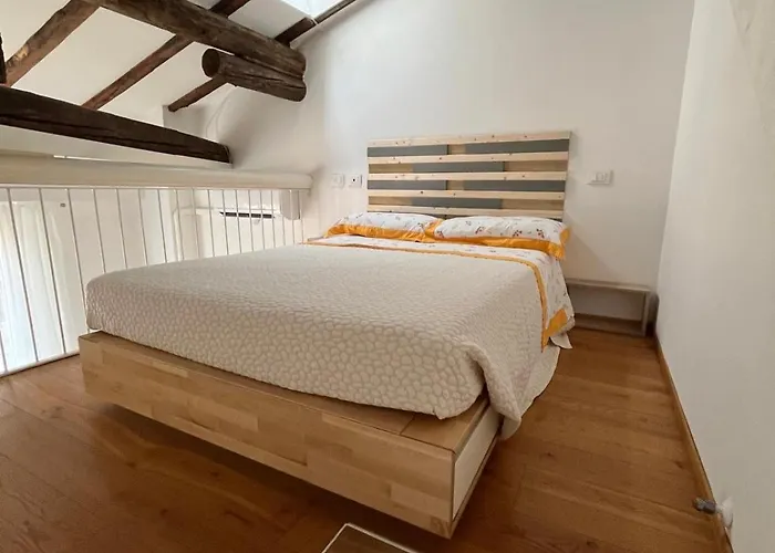 Casa Carracci بولونيا